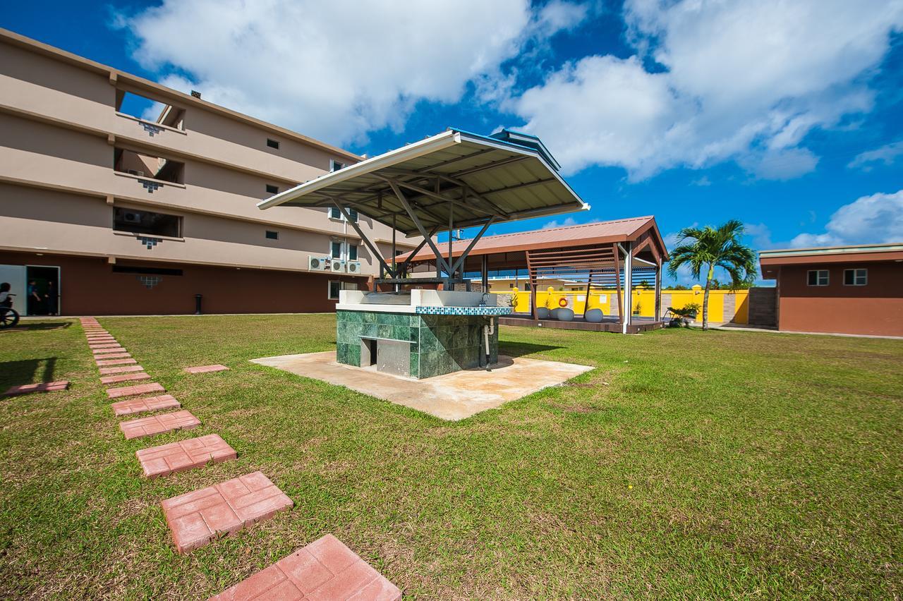 מלון טמונינג Wyndham Garden Guam מראה חיצוני תמונה